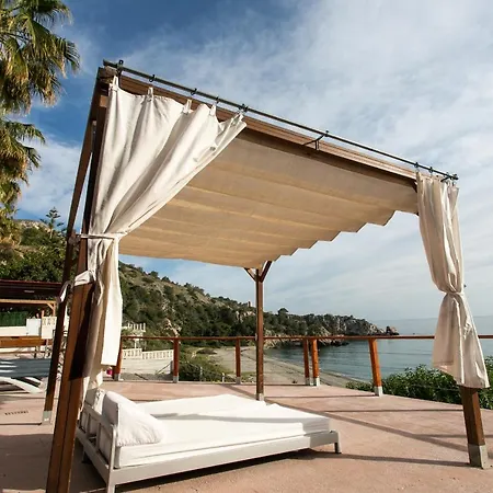 Casa Cuartel El Velero Hébergement de vacances Nerja